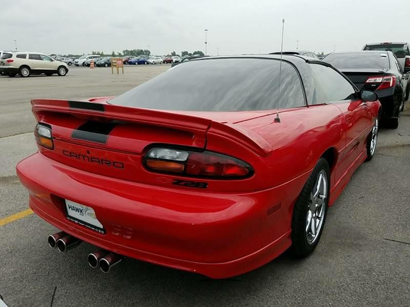 1998 Chevrolet Camaro Image 3