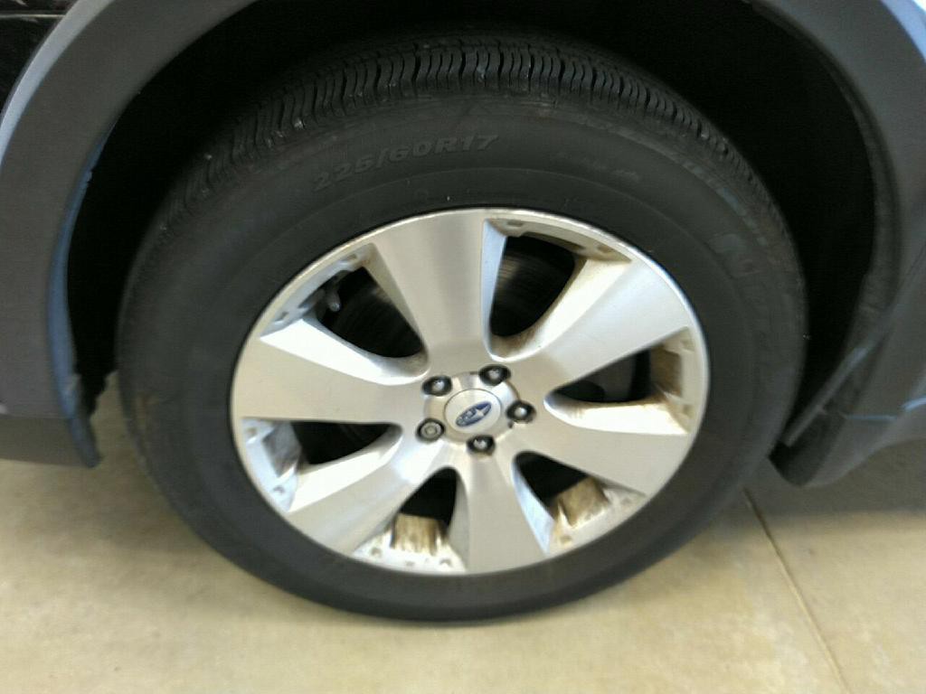 2012 Subaru Outback Image 13