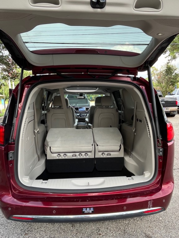 2019 Chrysler Pacifica Image 9