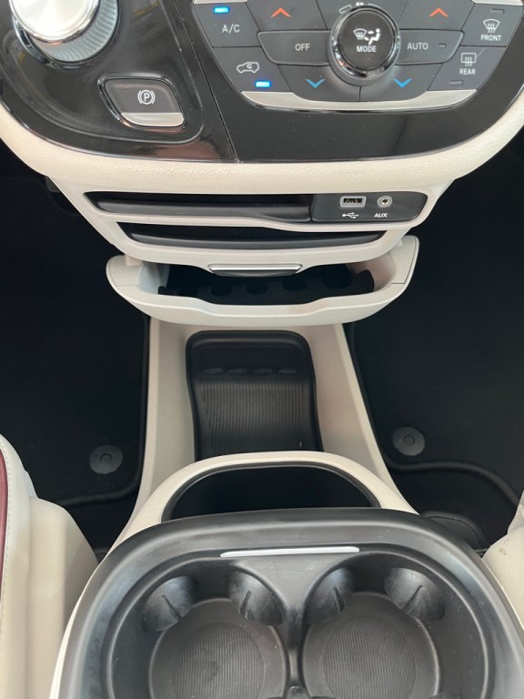 2019 Chrysler Pacifica Image 13