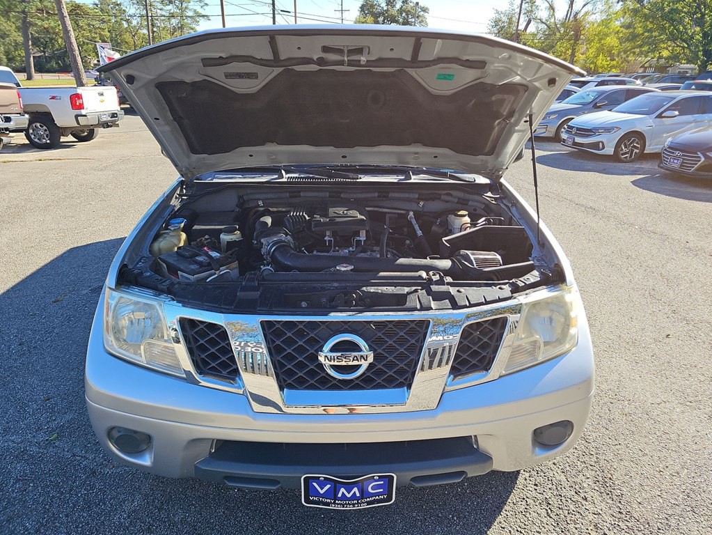 2012 Nissan Frontier Image 16