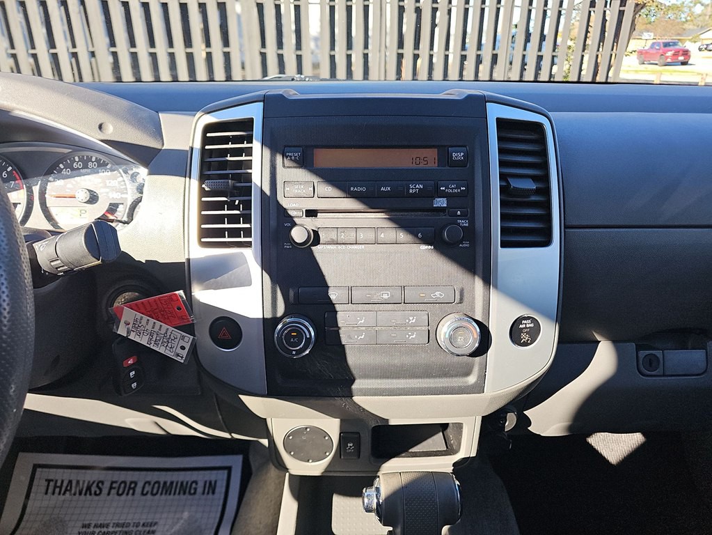 2012 Nissan Frontier Image 18