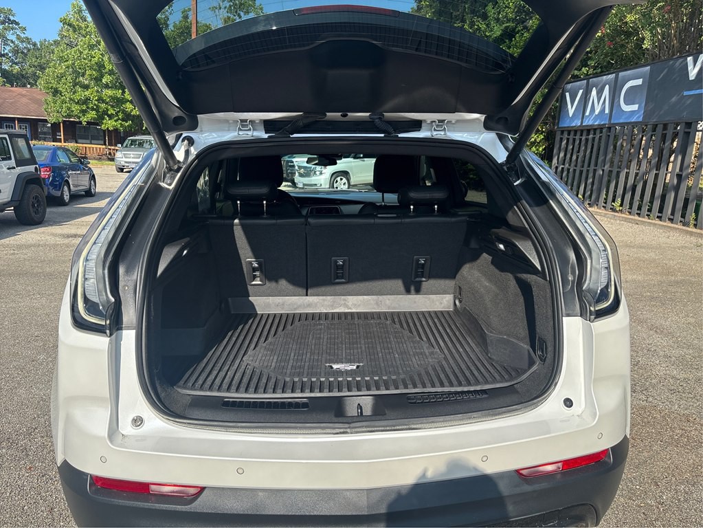 2023 Cadillac XT4 Image 13