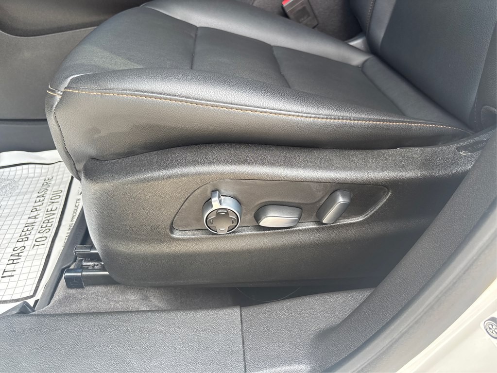 2023 Cadillac XT4 Image 19