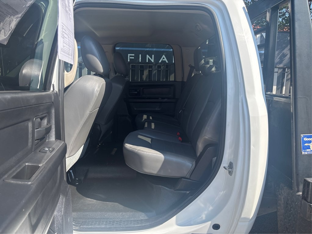 2015 RAM 3500 Image 10