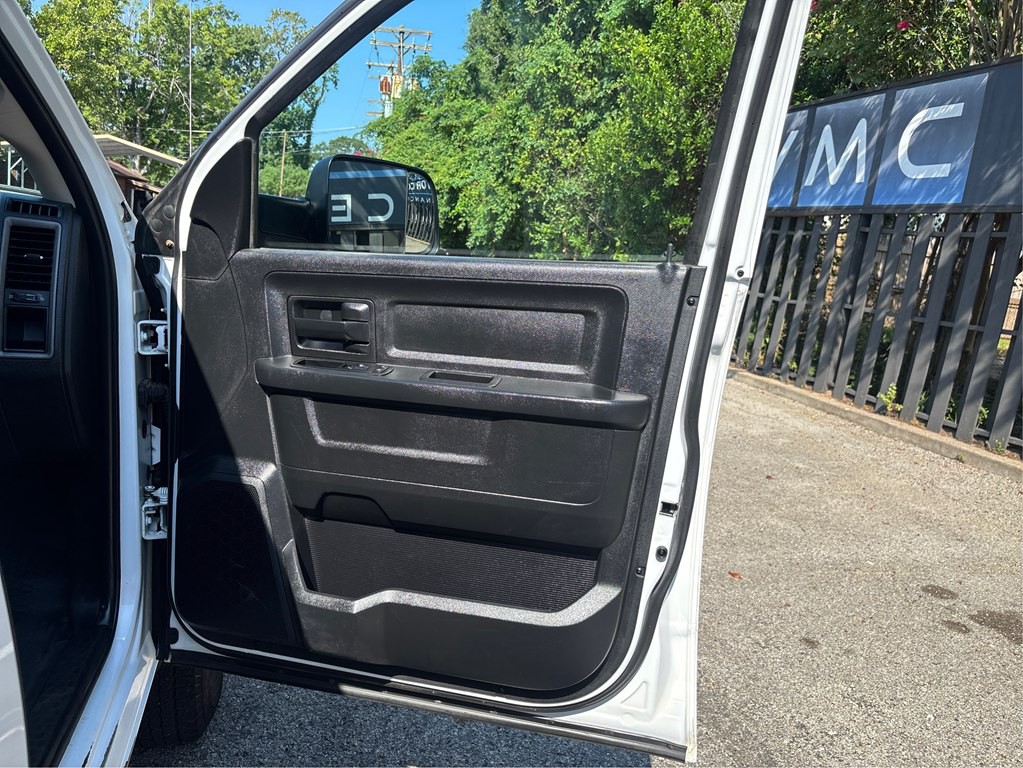 2015 RAM 3500 Image 20