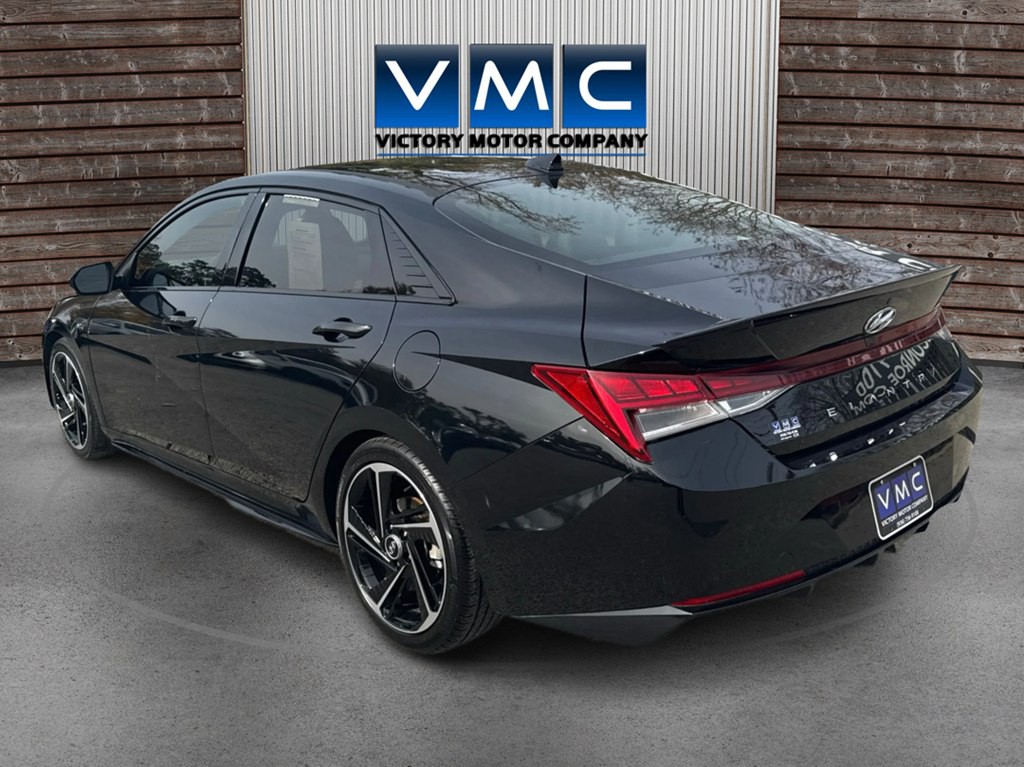 2023 Hyundai Elantra Image 9