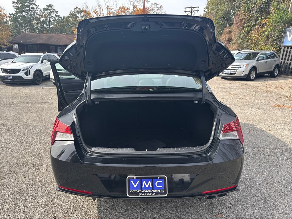 2023 Hyundai Elantra Image 14