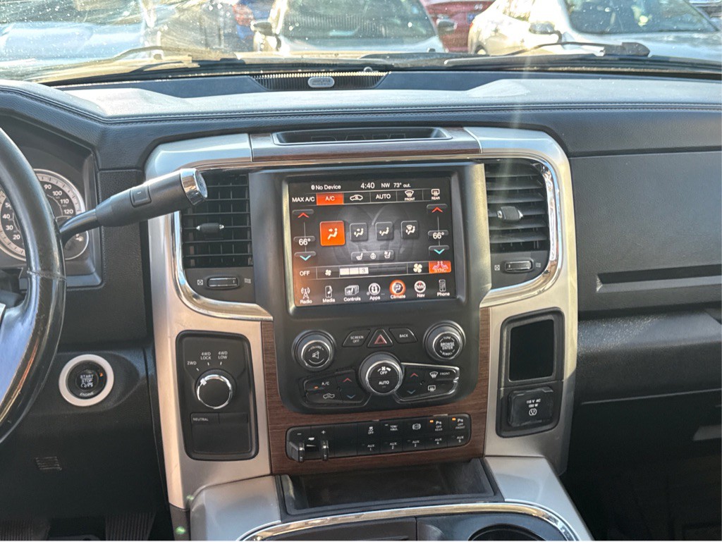 2016 RAM 3500 Image 9