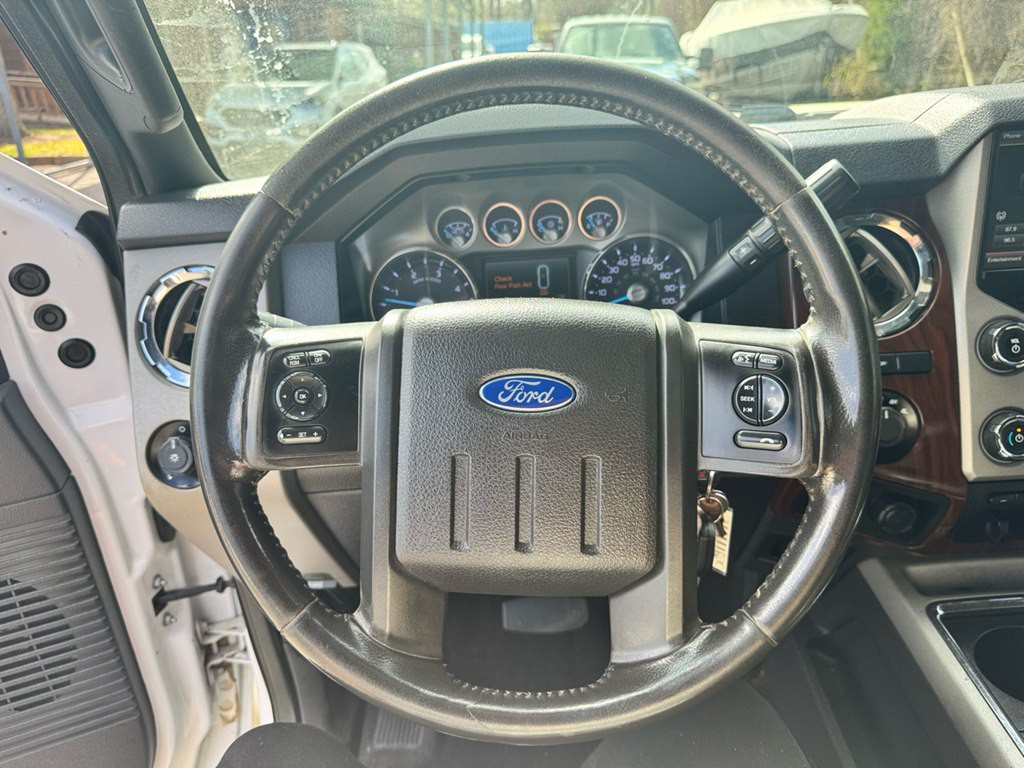 2015 Ford F-350 Image 9