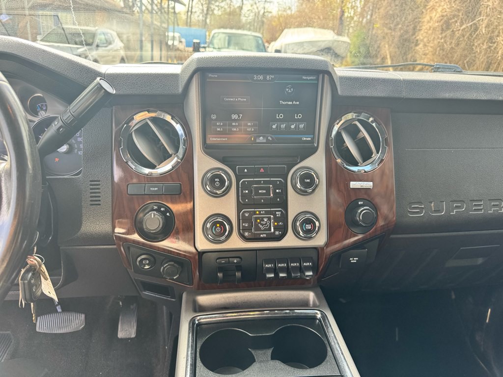 2015 Ford F-350 Image 10