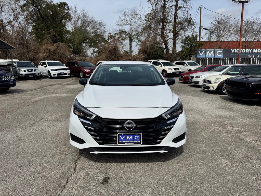 2025 Nissan Versa Image 7