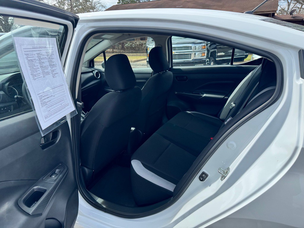 2025 Nissan Versa Image 11