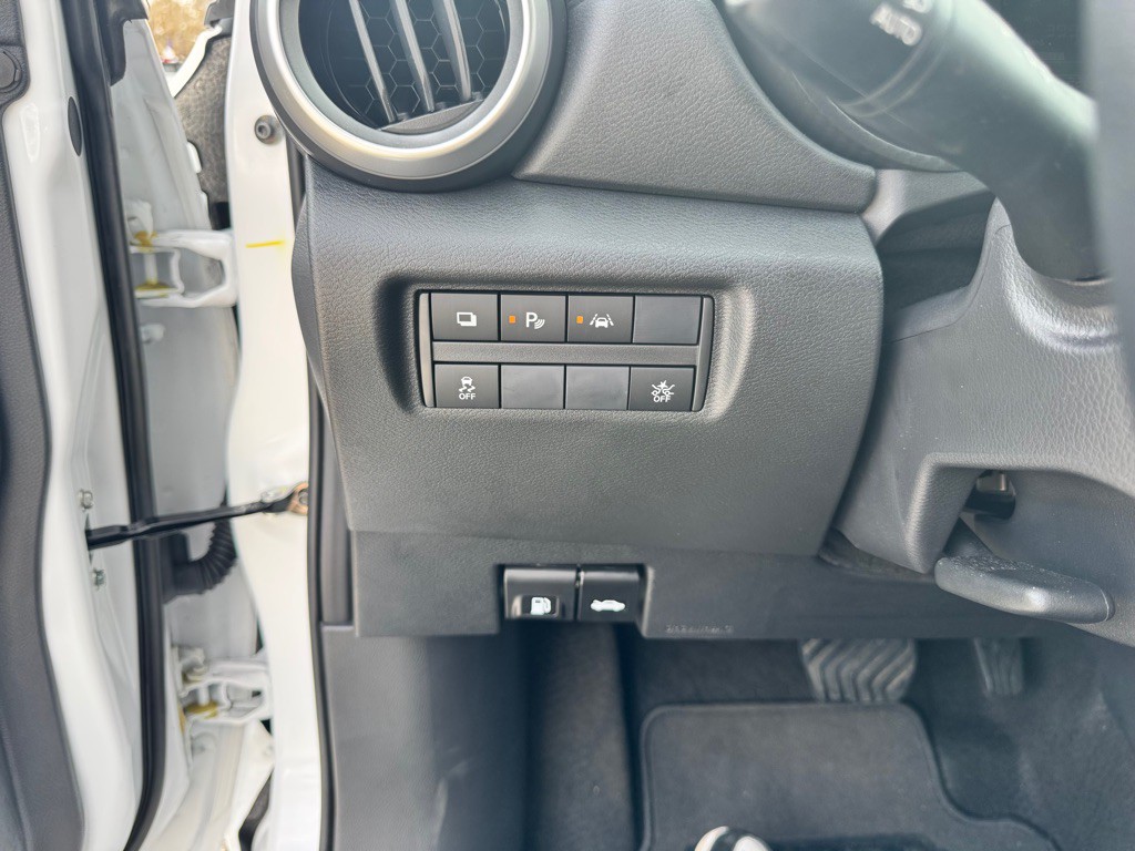 2025 Nissan Versa Image 14