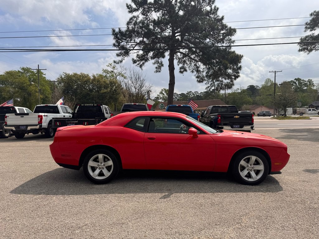 2014 Dodge Challenger Image 3