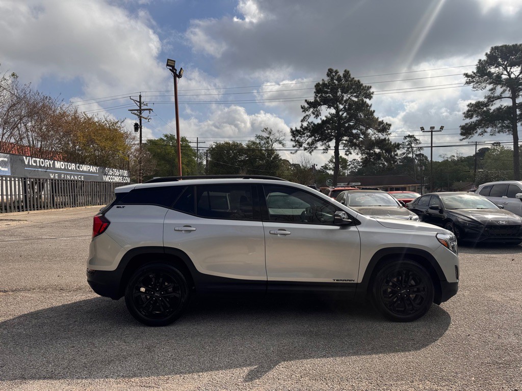 2020 GMC Terrain Image 6