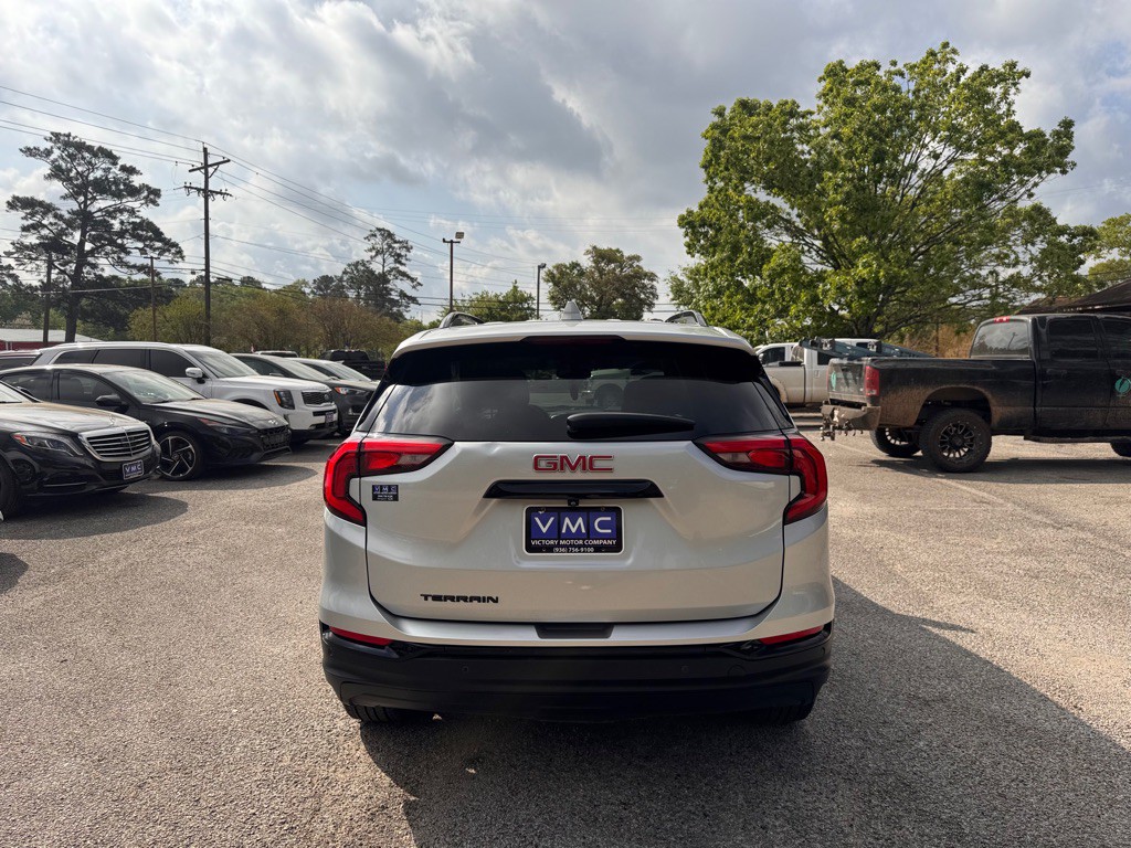 2020 GMC Terrain Image 7