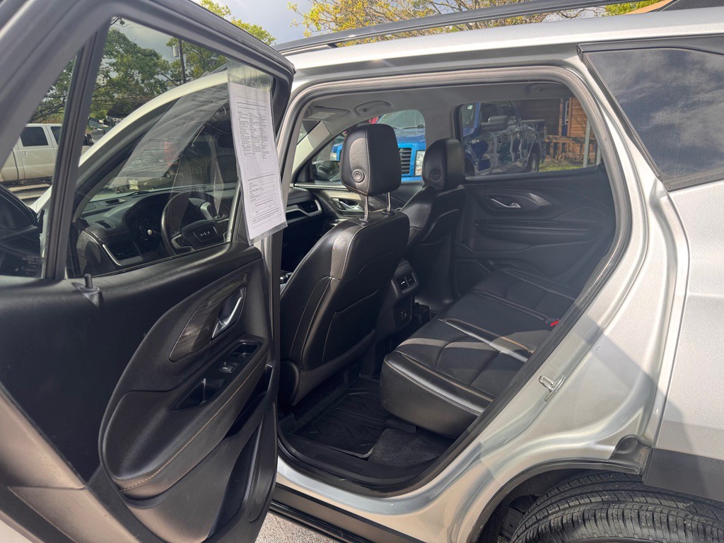 2020 GMC Terrain Image 12