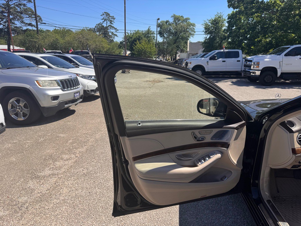 2014 Mercedes-Benz S-Class Image 12