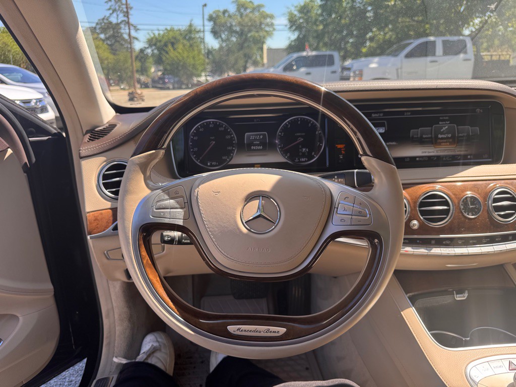 2014 Mercedes-Benz S-Class Image 14