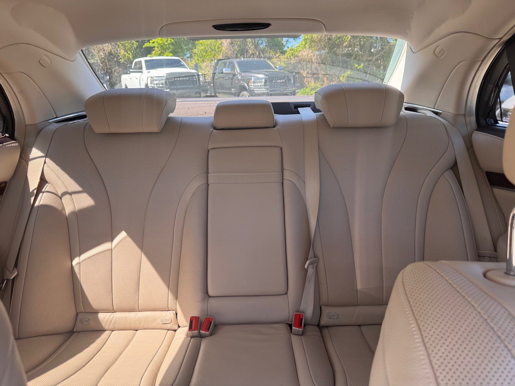 2014 Mercedes-Benz S-Class Image 15