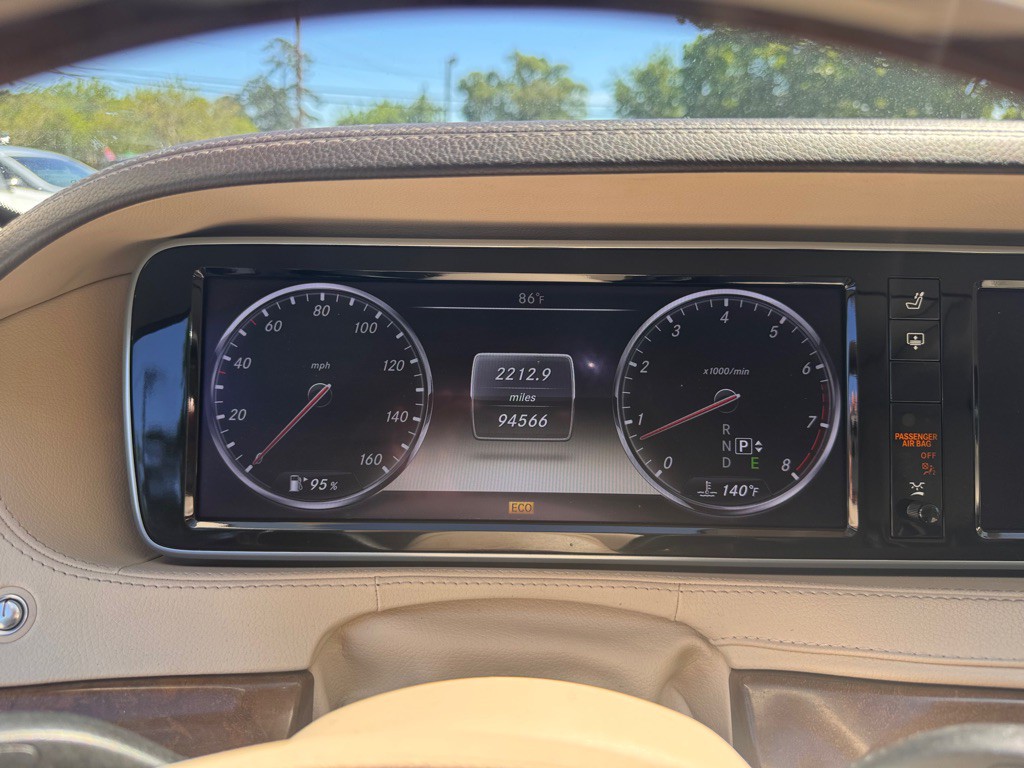 2014 Mercedes-Benz S-Class Image 17