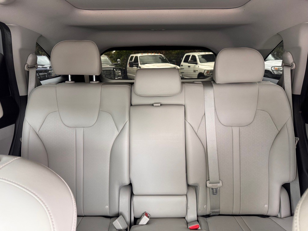 2022 Kia Sorento Image 16