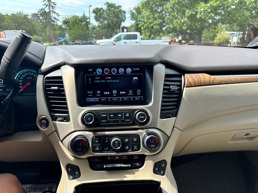 2020 GMC Yukon Image 17