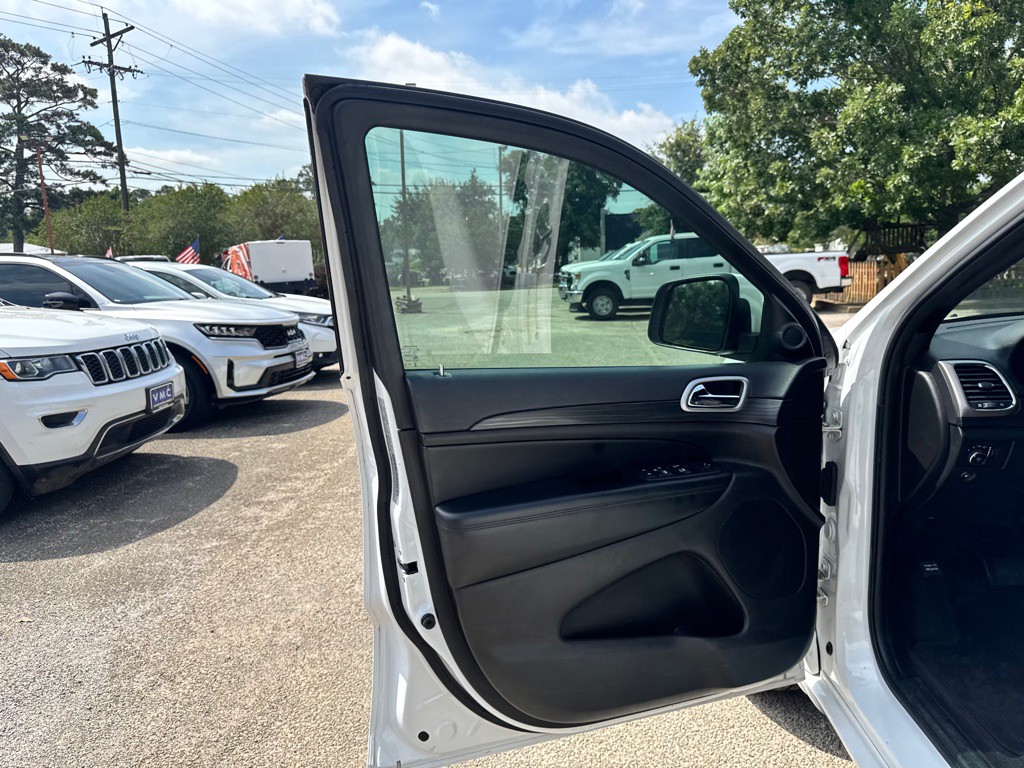 2019 Jeep Grand Cherokee Image 4