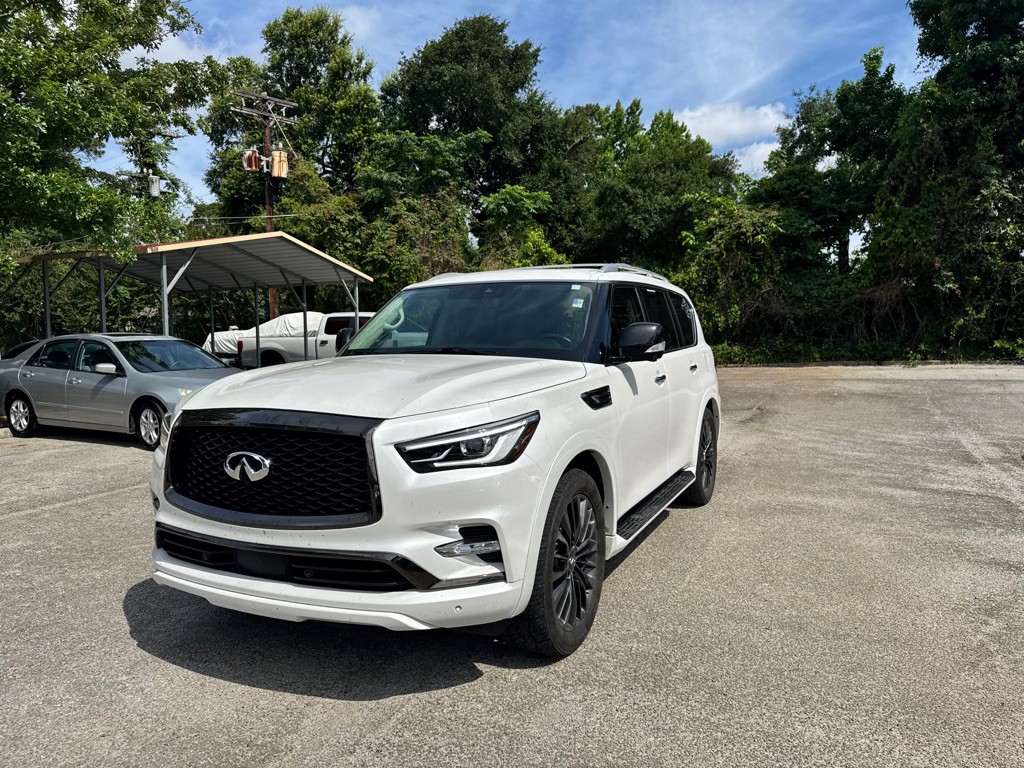 2021 INFINITI QX80 Image 5