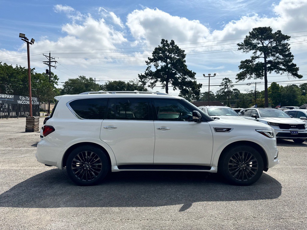 2021 INFINITI QX80 Image 7