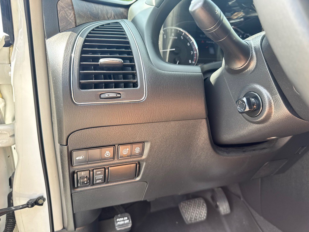 2021 INFINITI QX80 Image 11