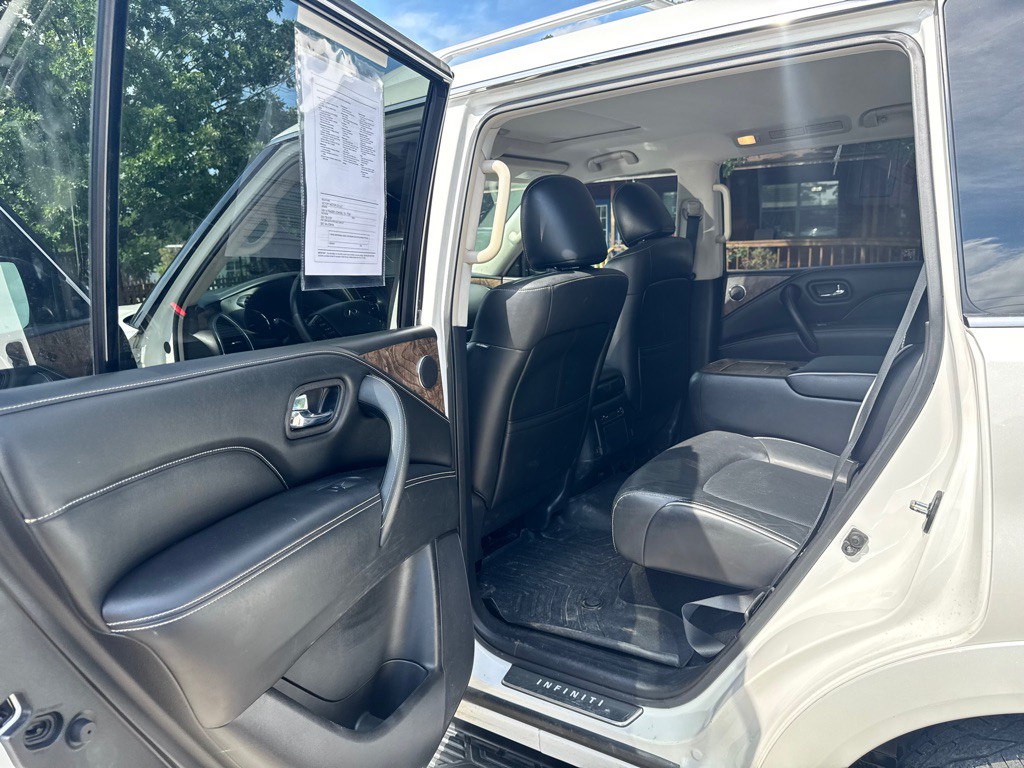 2021 INFINITI QX80 Image 16