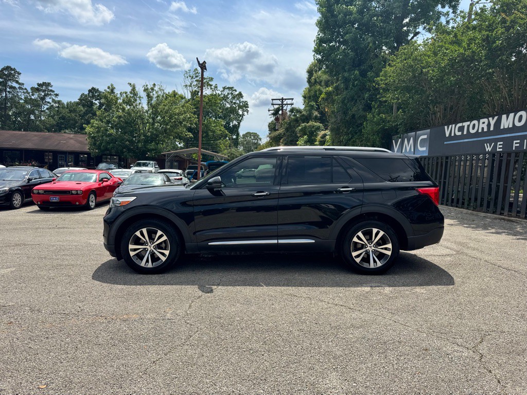 2020 Ford Explorer Image 1