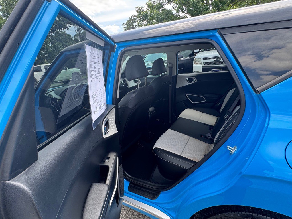 2023 Kia Soul Image 11