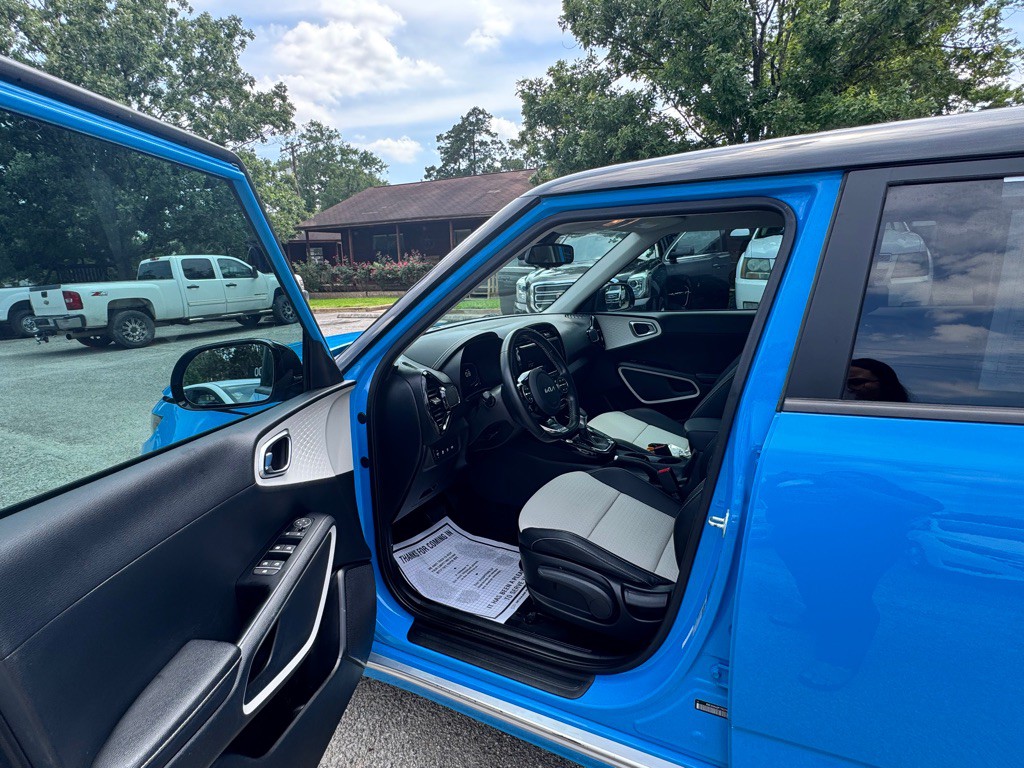 2023 Kia Soul Image 13