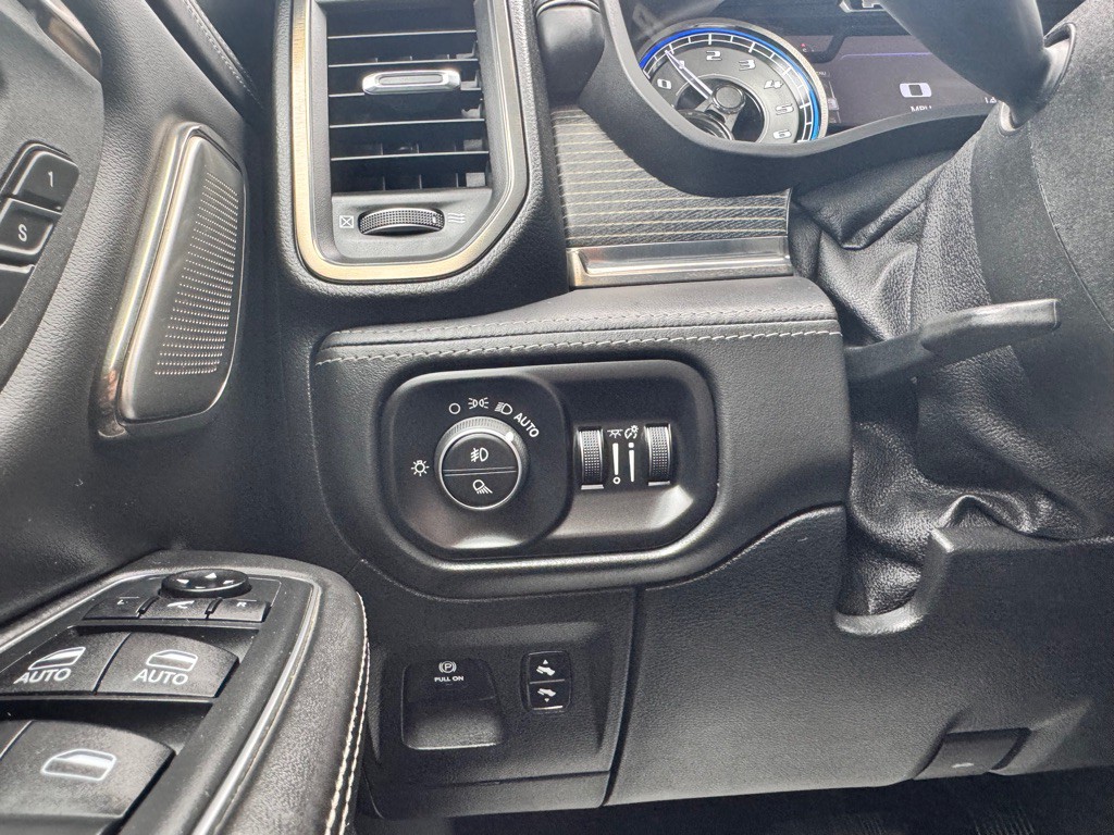 2020 RAM 1500 Image 14