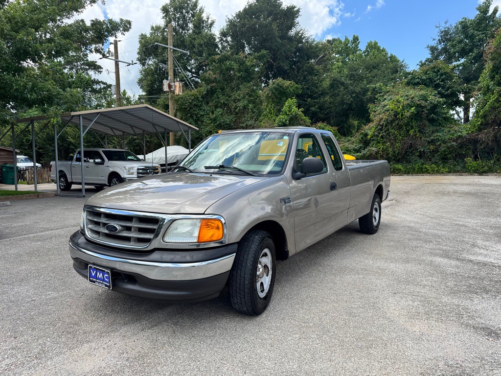2004 Ford F-150 Image 3