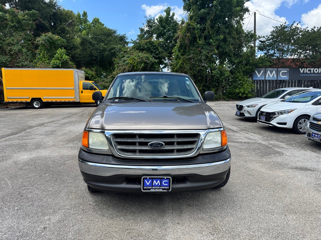 2004 Ford F-150 Image 4