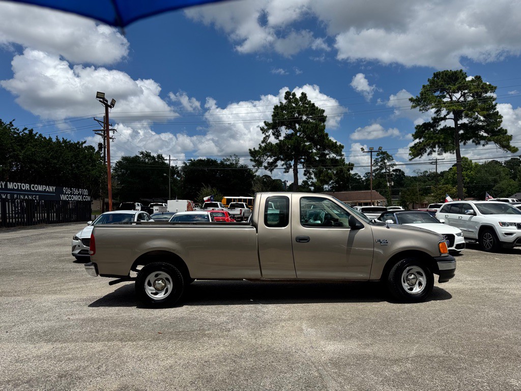 2004 Ford F-150 Image 6
