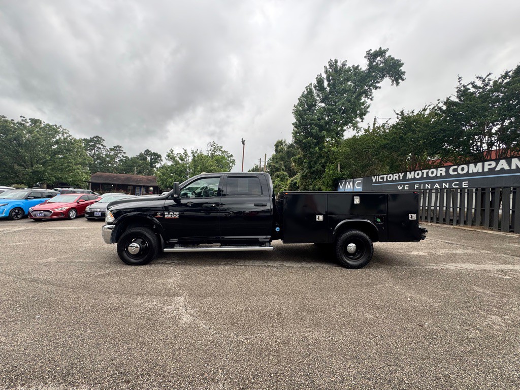 2015 RAM 3500 Image 1