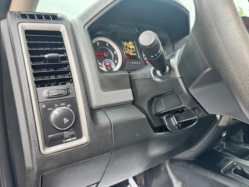 2015 RAM 3500 Image 6