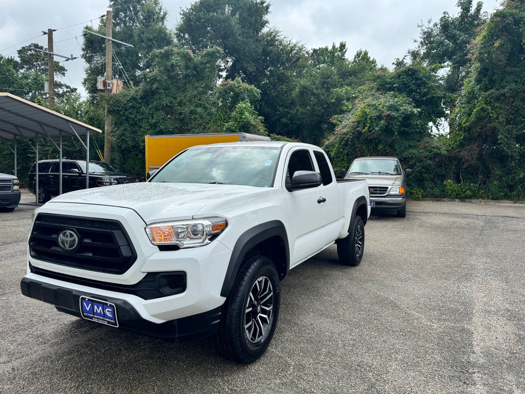 2020 Toyota Tacoma Image 3