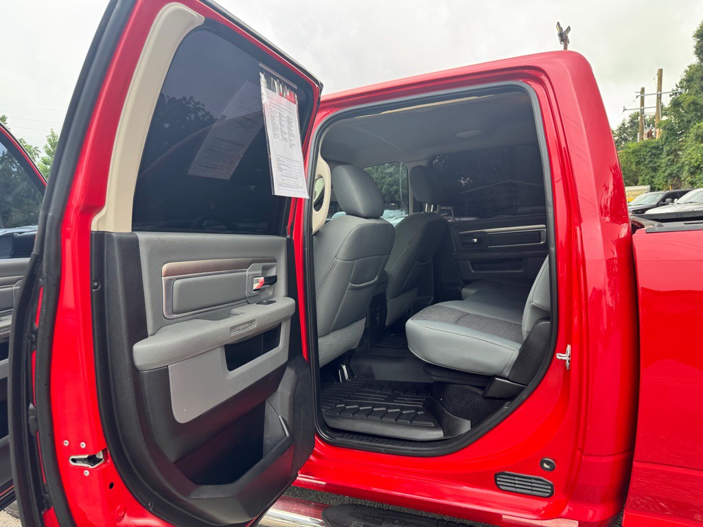 2015 RAM 3500 Image 10