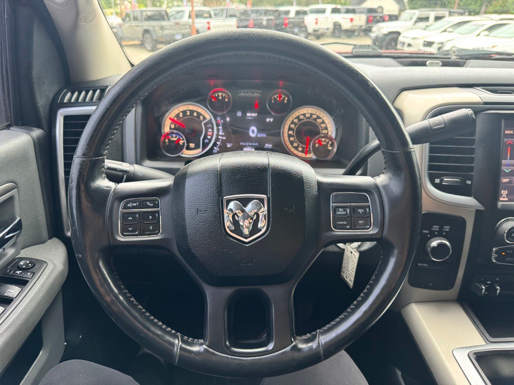 2015 RAM 3500 Image 17