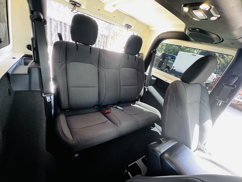 2021 Jeep Wrangler Image 15