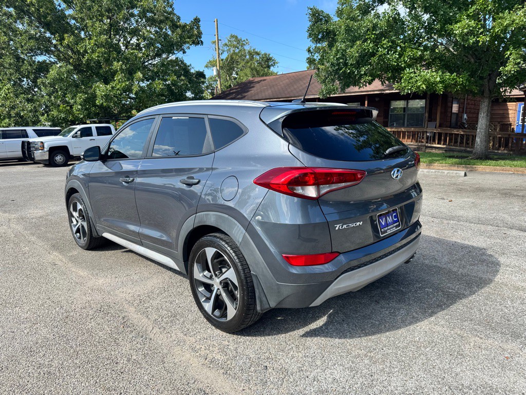 2017 Hyundai Tucson Image 8