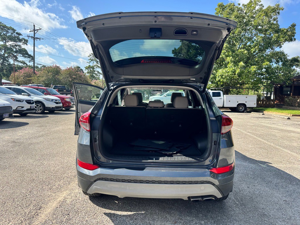2017 Hyundai Tucson Image 11