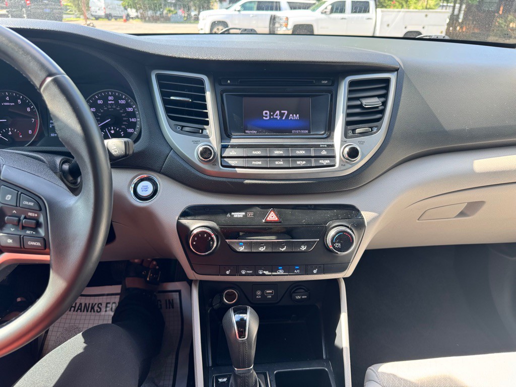 2017 Hyundai Tucson Image 16