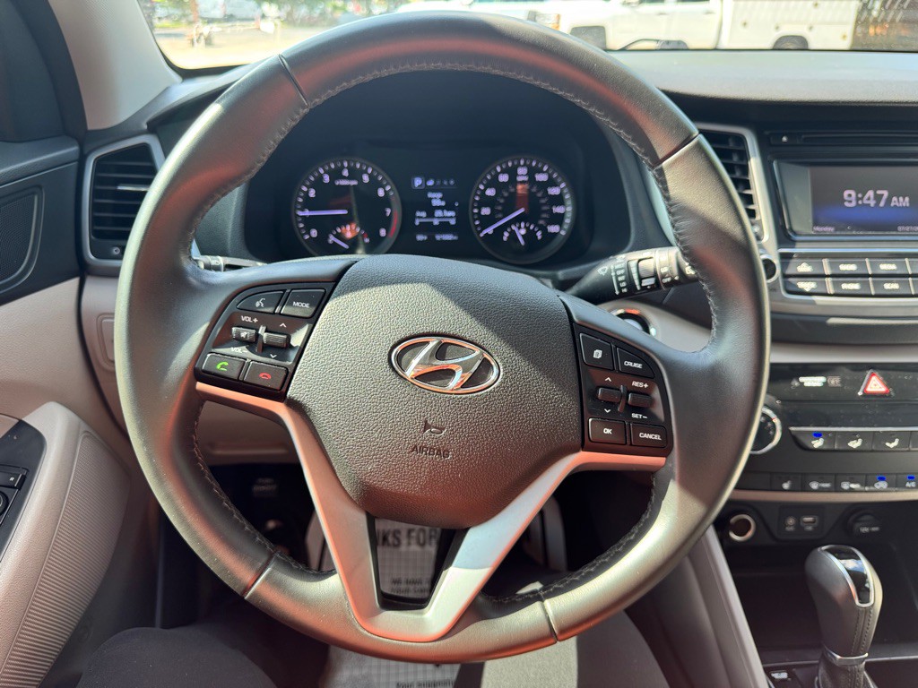 2017 Hyundai Tucson Image 17